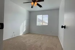 6933 S 9th Ave, Phoenix, AZ 85041 - Photo 43