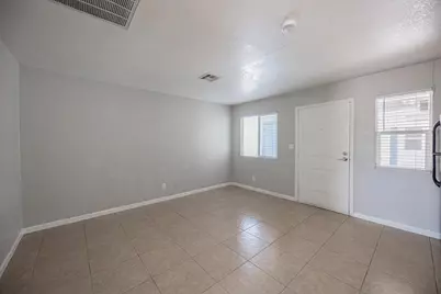 349 N 11th Street #210, Phoenix, AZ 85006 - Photo 9