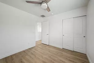 136 W Latona Rd, Phoenix, AZ 85041 - Photo 31
