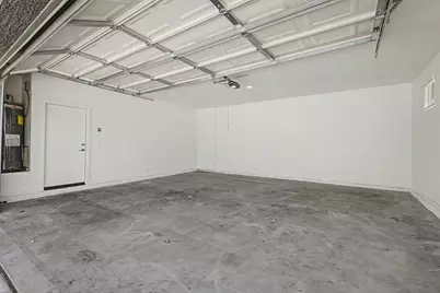 136 W Latona Road, Phoenix, AZ 85041 - Photo 39