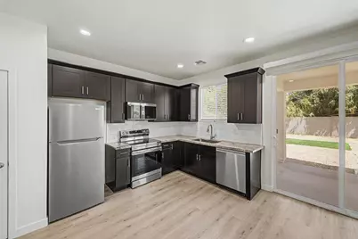 136 W Latona Road, Phoenix, AZ 85041 - Photo 13