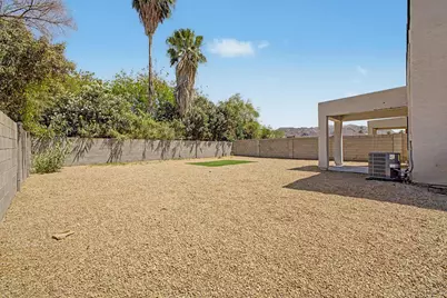 136 W Latona Road, Phoenix, AZ 85041 - Photo 45
