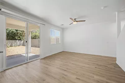 136 W Latona Road, Phoenix, AZ 85041 - Photo 7
