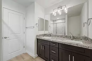 136 W Latona Rd, Phoenix, AZ 85041 - Photo 19