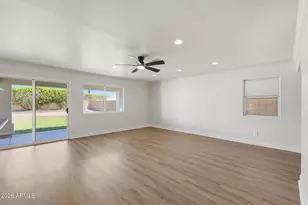 12503 N 57th Ave, Glendale, AZ 85304 - Photo 17