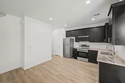 105 W Latona Road, Phoenix, AZ 85041 - Photo 15