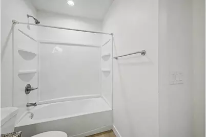 105 W Latona Road, Phoenix, AZ 85041 - Photo 29