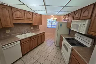 10105 W Campana Dr, Sun City, AZ 85351 - Photo 7