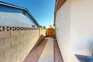 4508 N 81st Dr, Phoenix, AZ 85033 - Photo 25