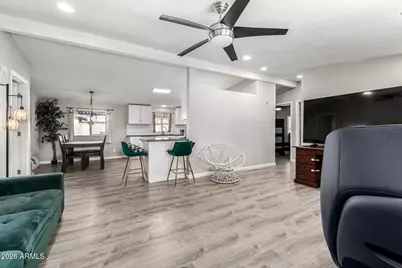 16021 N 70th Avenue, Peoria, AZ 85382 - Photo 5