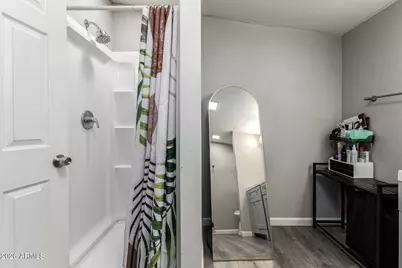 16021 N 70th Avenue, Peoria, AZ 85382 - Photo 13