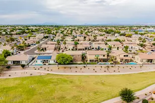 3267 E Maplewood St, Gilbert, AZ 85297 - Photo 77