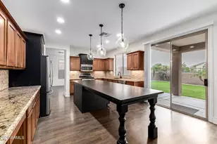 3267 E Maplewood St, Gilbert, AZ 85297 - Photo 21