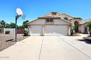 1069 N Poinciana Rd, Gilbert, AZ 85234 - Photo 51