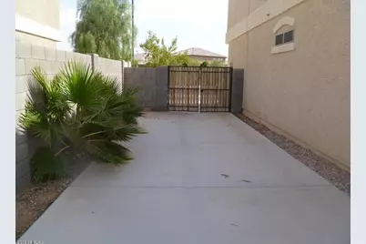 430 S 166th Avenue, Goodyear, AZ 85338 - Photo 11