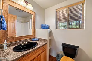 3166 Chevelon Rd, Overgaard, AZ 85933 - Photo 15