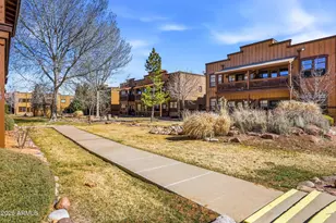 2359 Quarter Horse Trail E, Overgaard, AZ 85933 - Photo 23