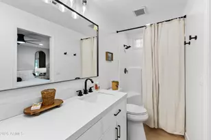 8537 E Jackrabbit Rd, Scottsdale, AZ 85250 - Photo 21