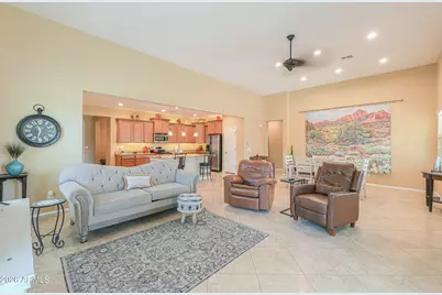 42709 W Kingfisher Drive, Maricopa, AZ 85138 - Photo 7