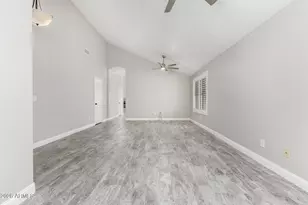 20917 N 39th St, Phoenix, AZ 85050 - Photo 9