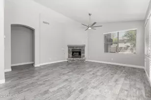 20917 N 39th St, Phoenix, AZ 85050 - Photo 13