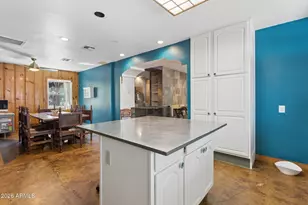 2245 E Osborn Rd, Phoenix, AZ 85016 - Photo 35