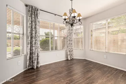 4631 E Lone Cactus Drive, Phoenix, AZ 85050 - Photo 7