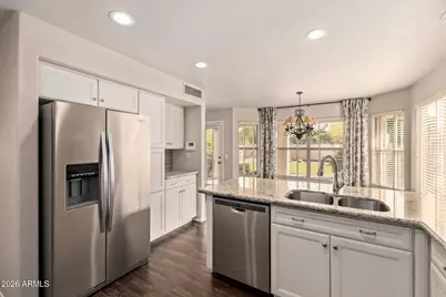 4631 E Lone Cactus Drive, Phoenix, AZ 85050 - Photo 3