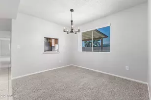 2135 W Kerry Ln, Phoenix, AZ 85027 - Photo 15