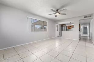 2135 W Kerry Ln, Phoenix, AZ 85027 - Photo 11