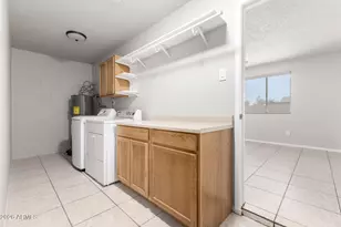 2135 W Kerry Ln, Phoenix, AZ 85027 - Photo 27