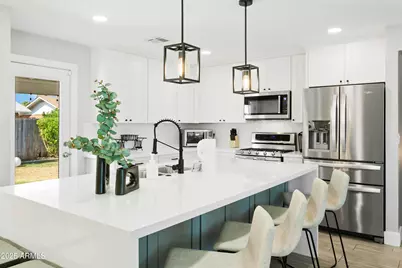 8749 E Montebello Avenue, Scottsdale, AZ 85250 - Photo 9