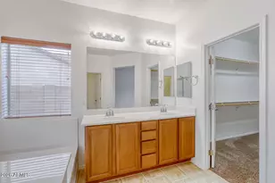 11944 W Country Club Trail, Sun City, AZ 85373 - Photo 19