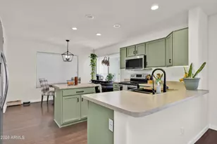 2533 W Big Oak St, Phoenix, AZ 85085 - Photo 3