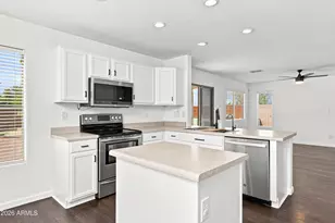 2533 W Big Oak St, Phoenix, AZ 85085 - Photo 15