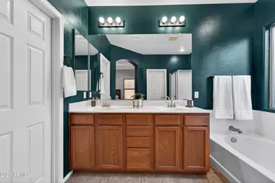 921 W Dana Drive, San Tan Valley, AZ 85143 - Photo 19