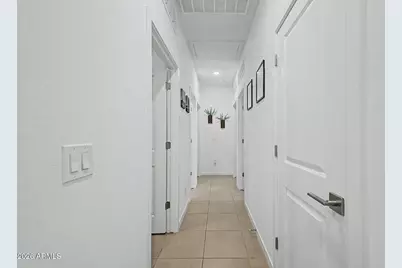 8812 W Agora Lane, Tolleson, AZ 85353 - Photo 7