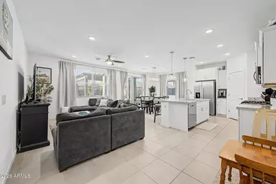 8812 W Agora Lane, Tolleson, AZ 85353 - Photo 3