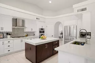 9458 E Desert Cove Ave, Scottsdale, AZ 85260 - Photo 9