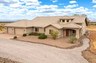 6754 E Roberto Loop, Hereford, AZ 85615 - Photo 1