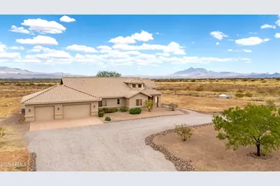 6754 E Roberto Loop, Hereford, AZ 85615 - Photo 3