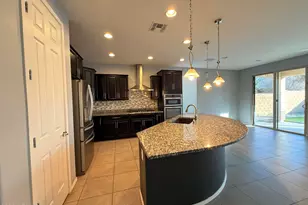 943 W Danish Red Trail, San Tan Valley, AZ 85143 - Photo 11