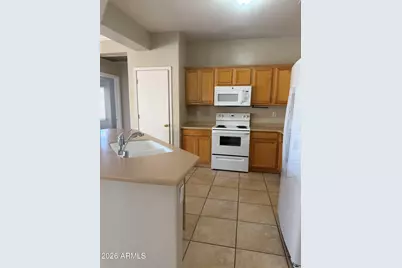 16878 W Windermere Way, Surprise, AZ 85374 - Photo 9