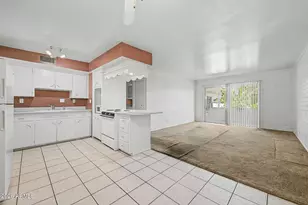 6824 E 2nd St, Scottsdale, AZ 85251 - Photo 15