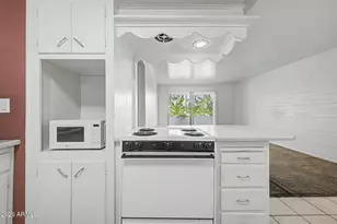 6824 E 2nd St, Scottsdale, AZ 85251 - Photo 11