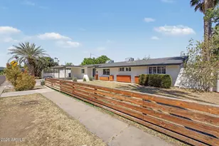 702 W Rose Ln, Phoenix, AZ 85013 - Photo 5