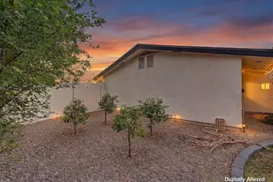 702 W Rose Ln, Phoenix, AZ 85013 - Photo 43