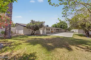 702 W Rose Ln, Phoenix, AZ 85013 - Photo 31