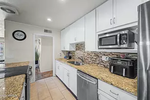 3917 W Marlette Ave, Phoenix, AZ 85019 - Photo 11