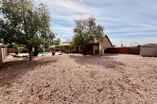 9340 W Wenden Dr, Arizona City, AZ 85123 - Photo 27
